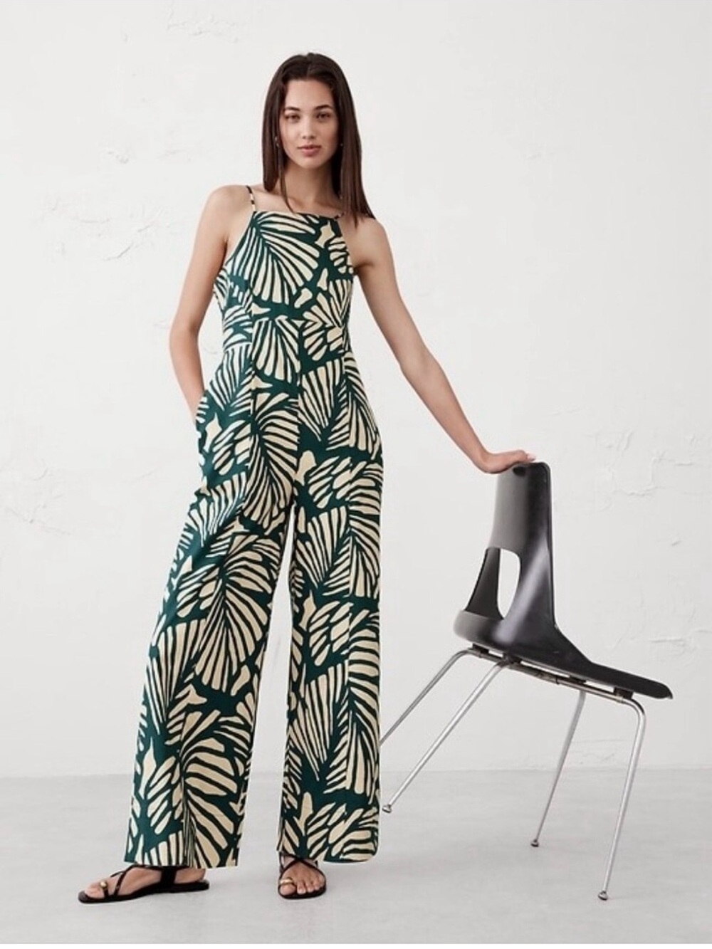 NWT! Banana Republic Wide-Leg Palm Print Jumpsuit in Green & Cream